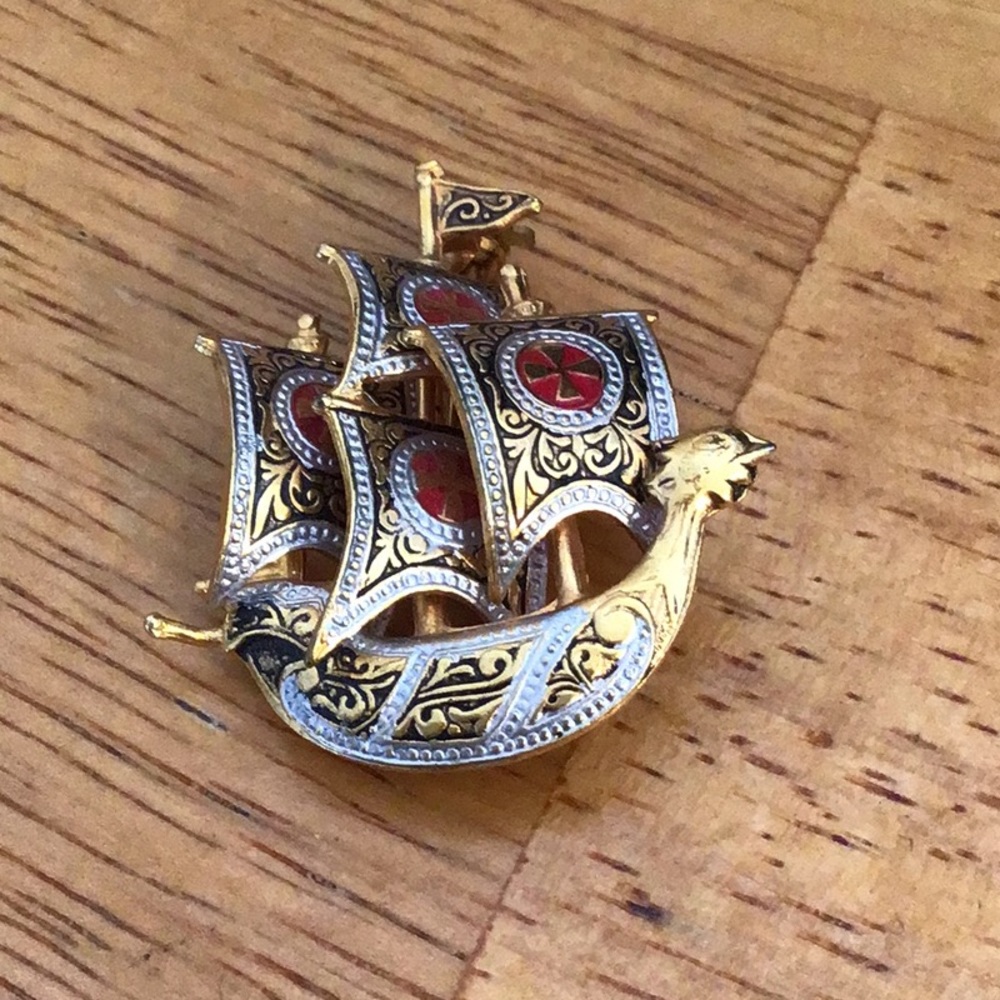 Vintage gold tone ship pin